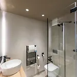 מלון Hafenhotel Zu 4*