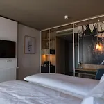 ホテル Hafenhotel Zu プットブス