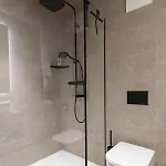 Hafenhotel Zu מלון