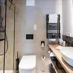 מלון Hafenhotel Zu פוטבוס