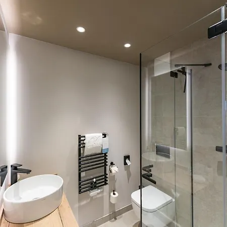 Hotel Hafenhotel Zu 4*