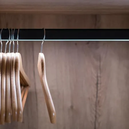 מלון Hafenhotel Zu 4*