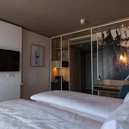 Otel Hafenhotel Zu Putbus