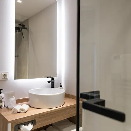 Hafenhotel Zu