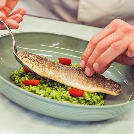 מלון Hafenhotel Zu פוטבוס