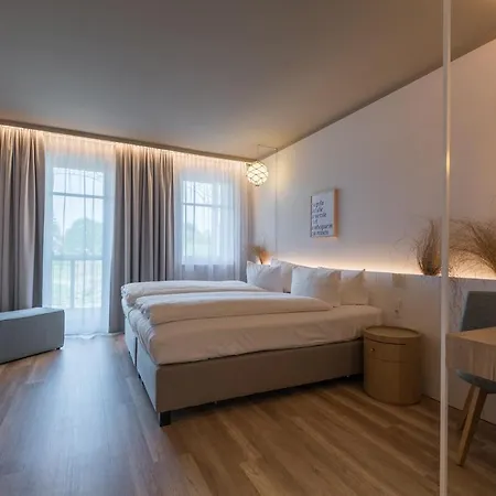 호텔 Hafenhotel Zu 4*