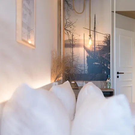 Hafenhotel Zu Putbus