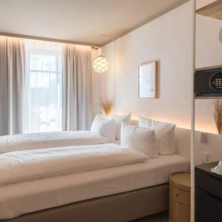 Hafenhotel Zu מלון פוטבוס