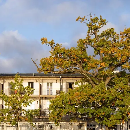 מלון Hafenhotel Zu פוטבוס