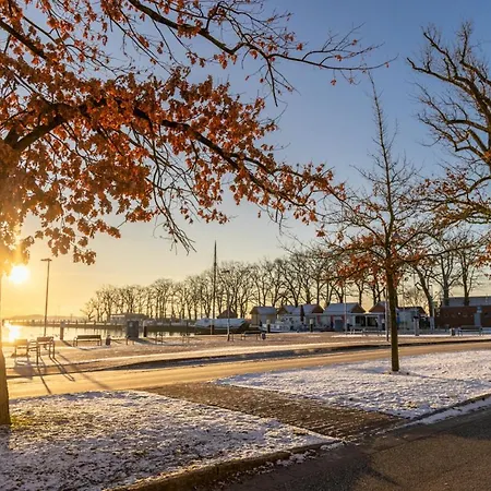 Hafenhotel Zu 4* פוטבוס