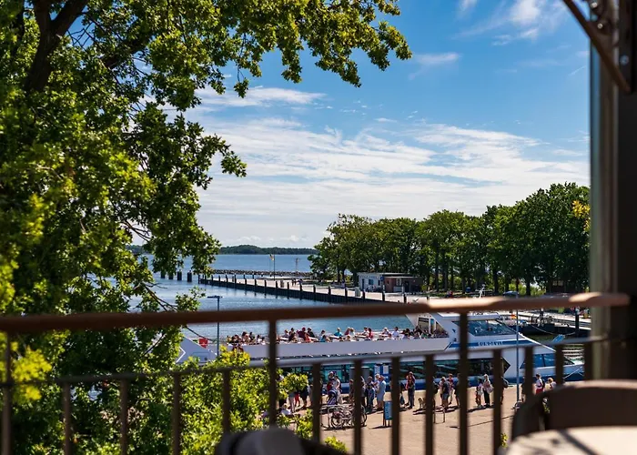 Hafenhotel Zu Putbus